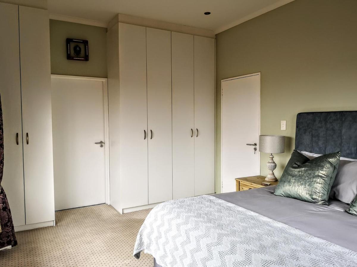 Blouberg Beach Luxury Apartment